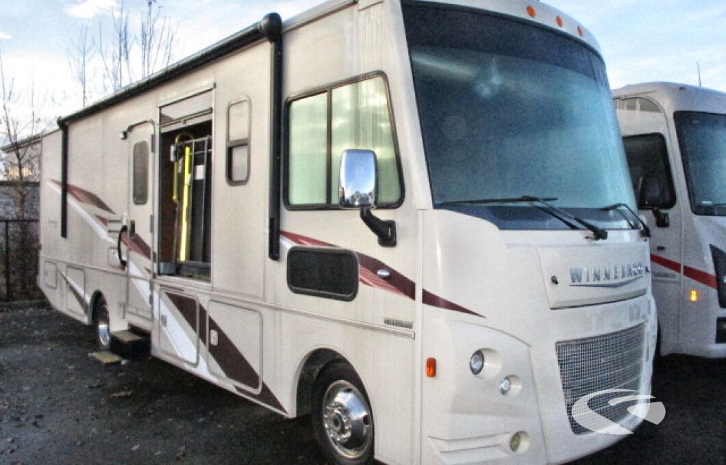 2019 WINNEBAGO VISTA LX 30T*18 HC